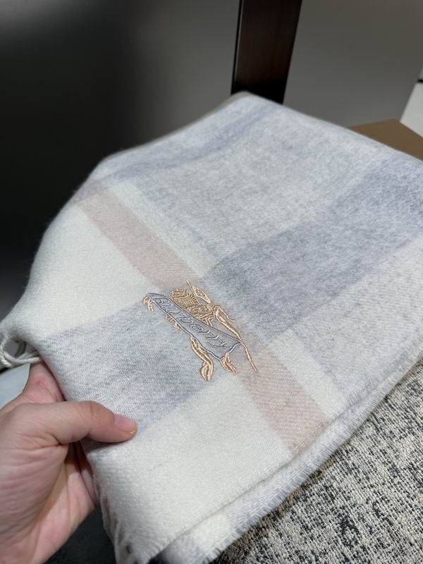 Burberry Scarf 30X180cm E43 (23)