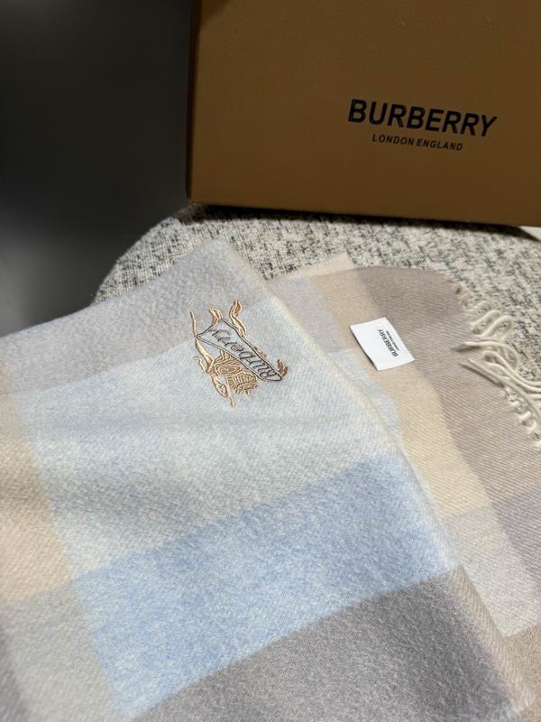 Burberry Scarf 30X180cm E43 (4)