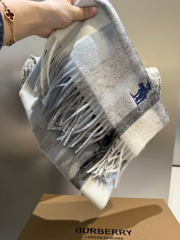 Burberry Scarf 30X180cm E51 (8)