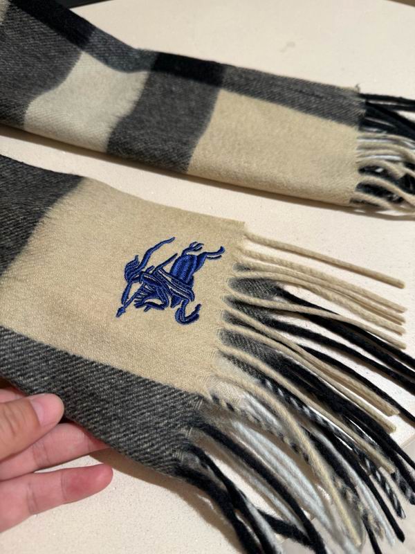 Burberry Scarf 30X180cm E54 (12)