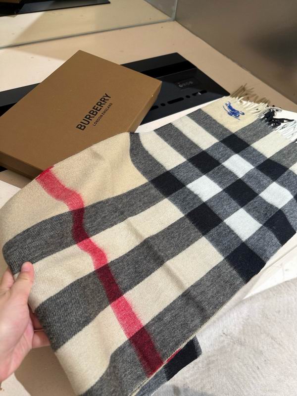 Burberry Scarf 30X180cm E54 (15)