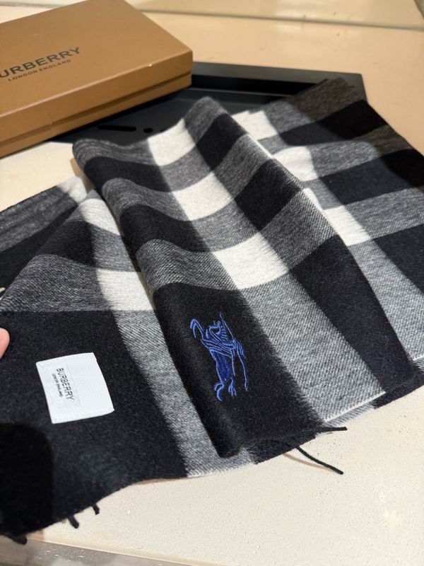 Burberry Scarf 30X180cm E54 (7)