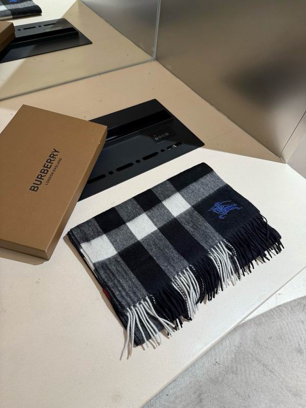 Burberry Scarf 30X180cm E54 (8)