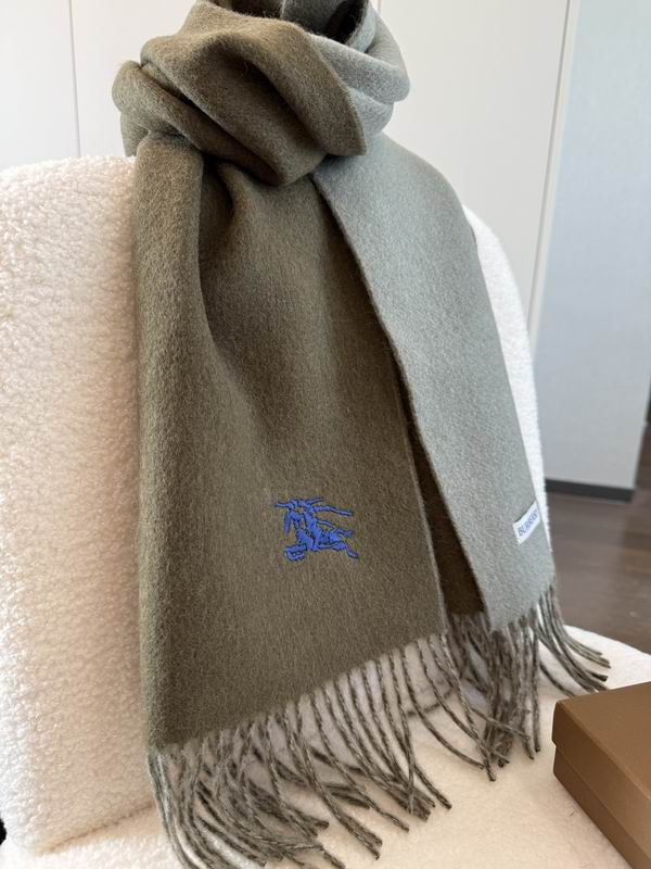 Burberry Scarf 33X180cm E55 (10)
