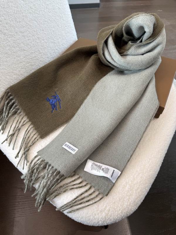 Burberry Scarf 33X180cm E55 (12)