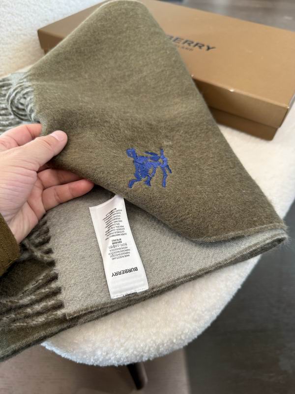 Burberry Scarf 33X180cm E55 (14)