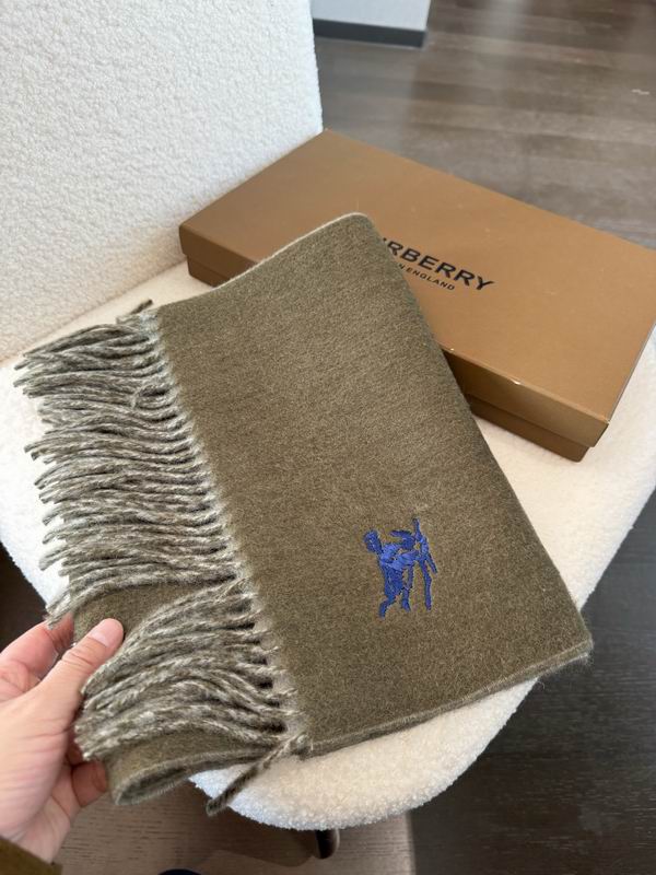 Burberry Scarf 33X180cm E55 (15)
