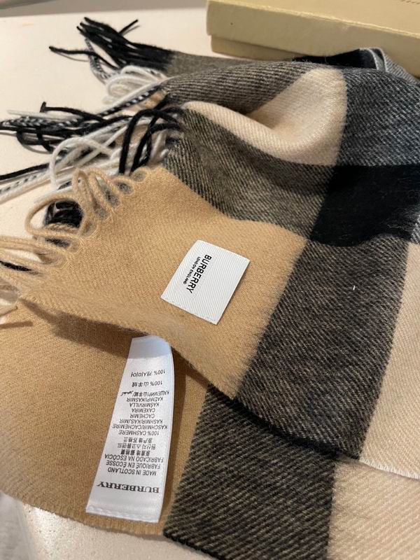 Burberry Scarf 35X180cm  E73 (14)