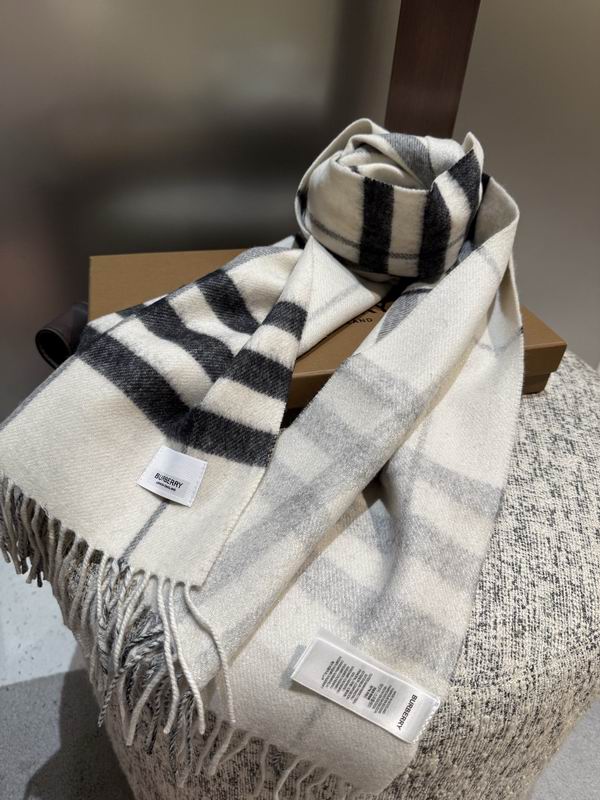 Burberry Scarf 35X200cm  E26 (13)