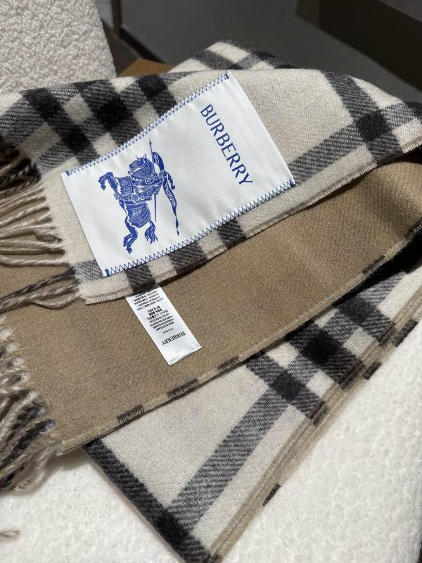 Burberry Scarf 50X210cm E40 (11)