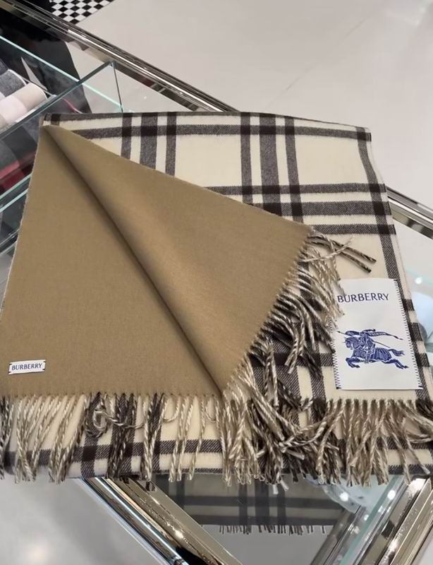 Burberry Scarf 50X210cm E40 (2)