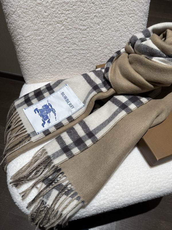 Burberry Scarf 50X210cm E40 (8)