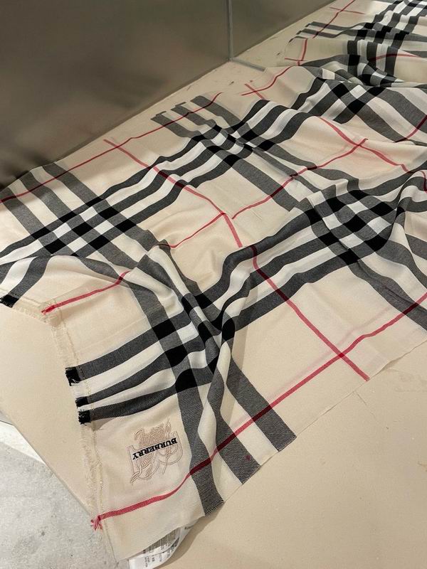 Burberry Scarf 70X200cm  E56 (22)