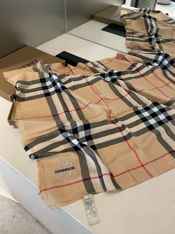Burberry Scarf 70X200cm  E56 (29)