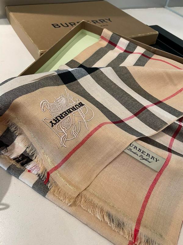 Burberry Scarf 70X200cm  E56 (30)