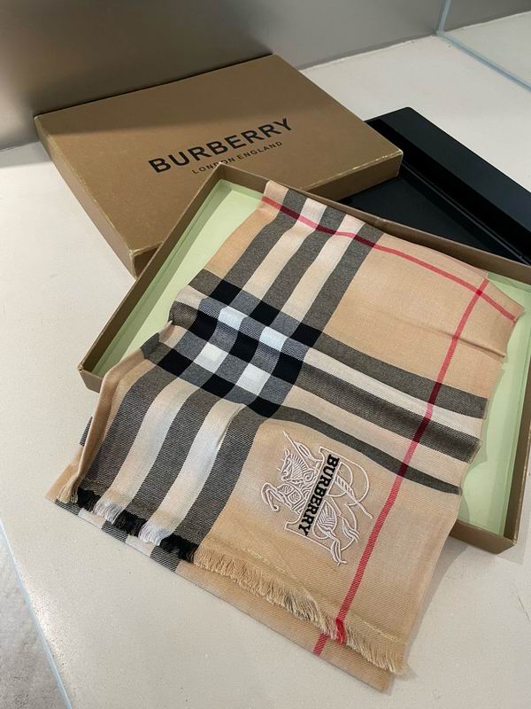 Burberry Scarf 70X200cm  E56 (31)