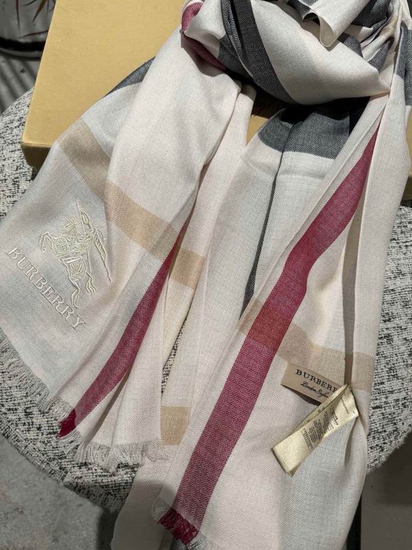 Burberry Scarf 70X200cm E87 (1)
