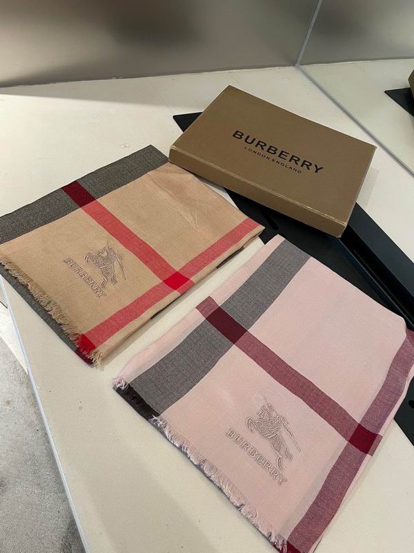 Burberry Scarf 70X200cm E87 (24)