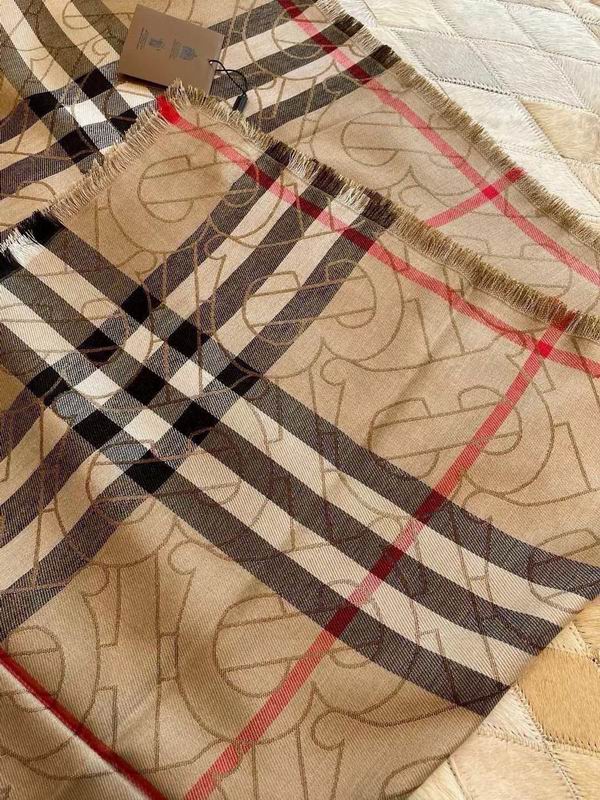 Burberry Scarf 70X220cm E13 (4)