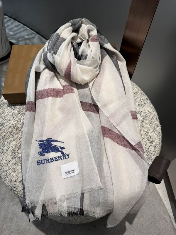 Burberry Scarf 80X200cm E14 (17)