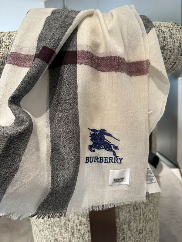 Burberry Scarf 80X200cm E14 (19)