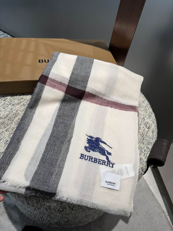 Burberry Scarf 80X200cm E14 (22)