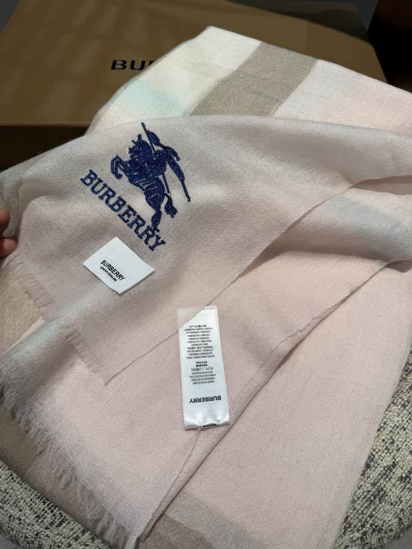 Burberry Scarf 80X200cm E14 (5)