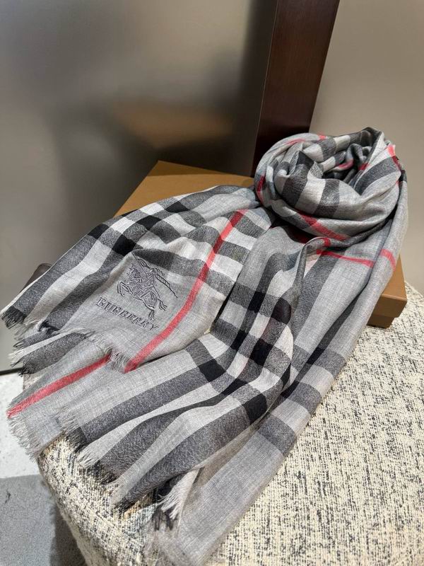 Burberry Scarf 80X200cm E17 (39)