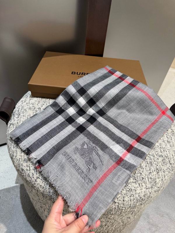 Burberry Scarf 80X200cm E17 (44)