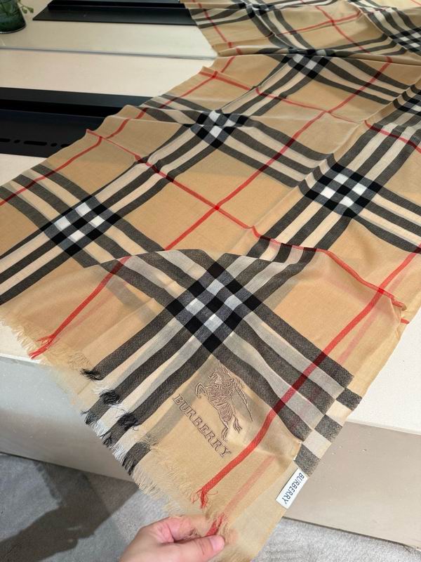 Burberry Scarf 80X200cm E17 (5)