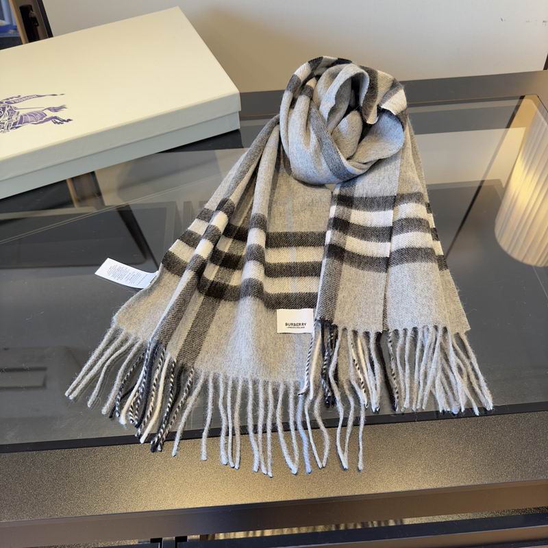 Burberry Scarf hm (4)