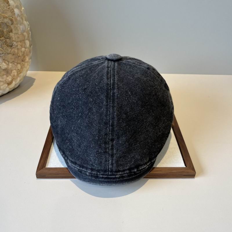 Burberry beret (183)