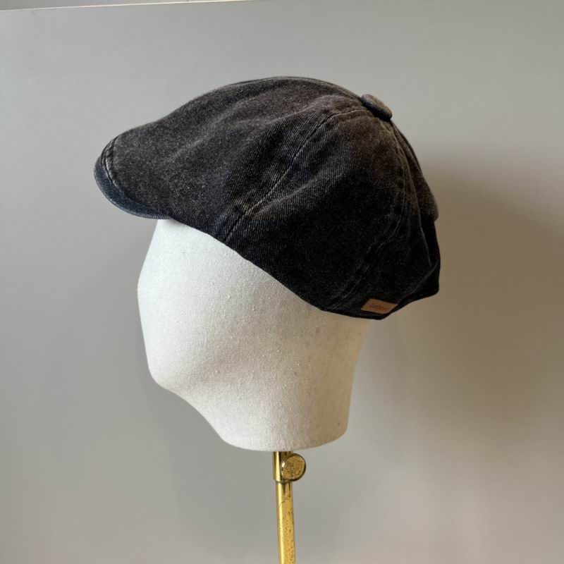 Burberry beret (184)