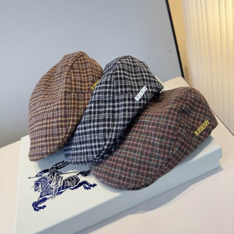 Burberry beret (208)