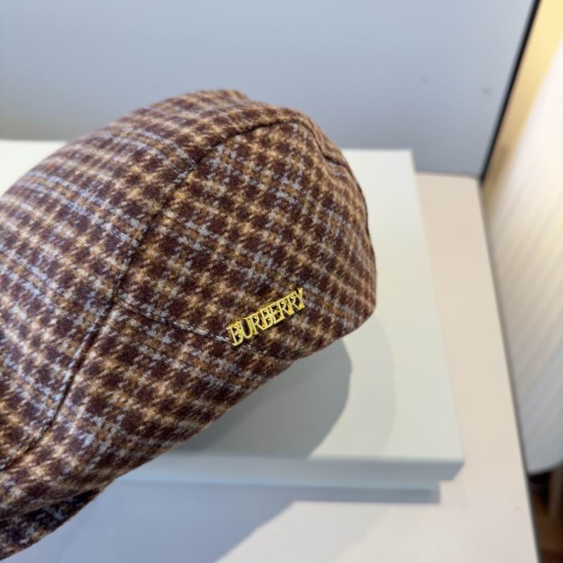 Burberry beret (219)