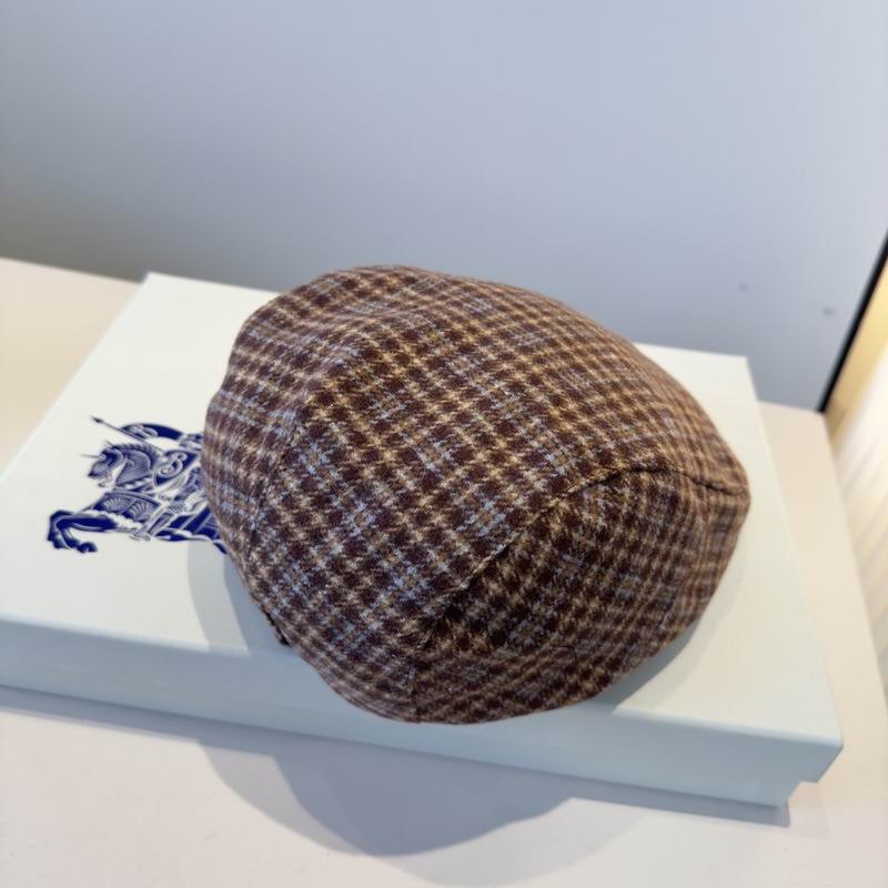 Burberry beret (222)
