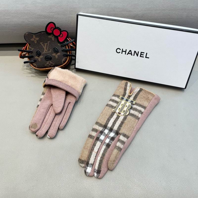 Burberry gloves 120 (6)