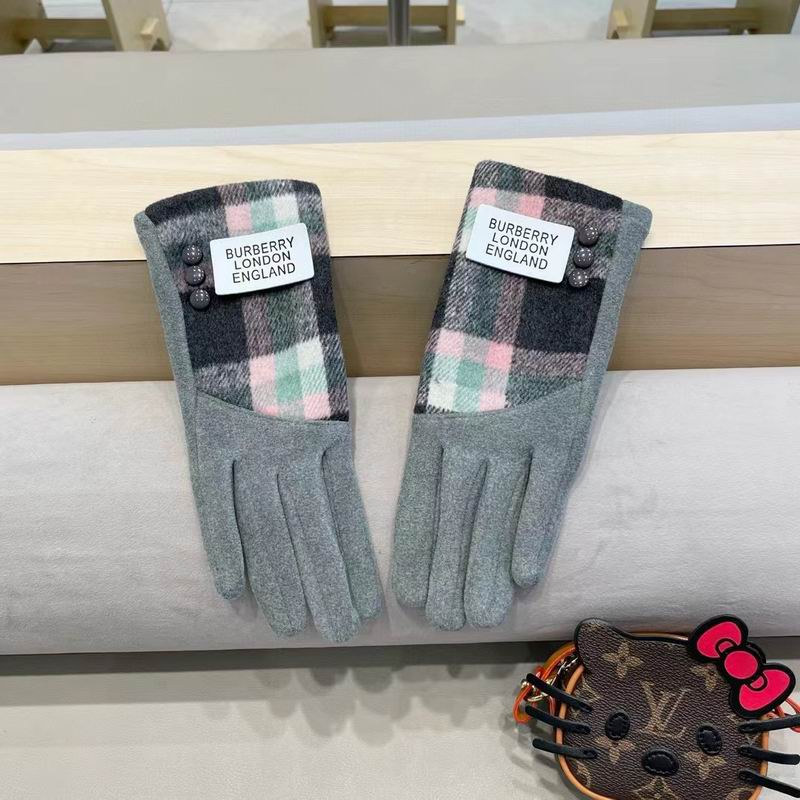 Burberry gloves 33 (15)