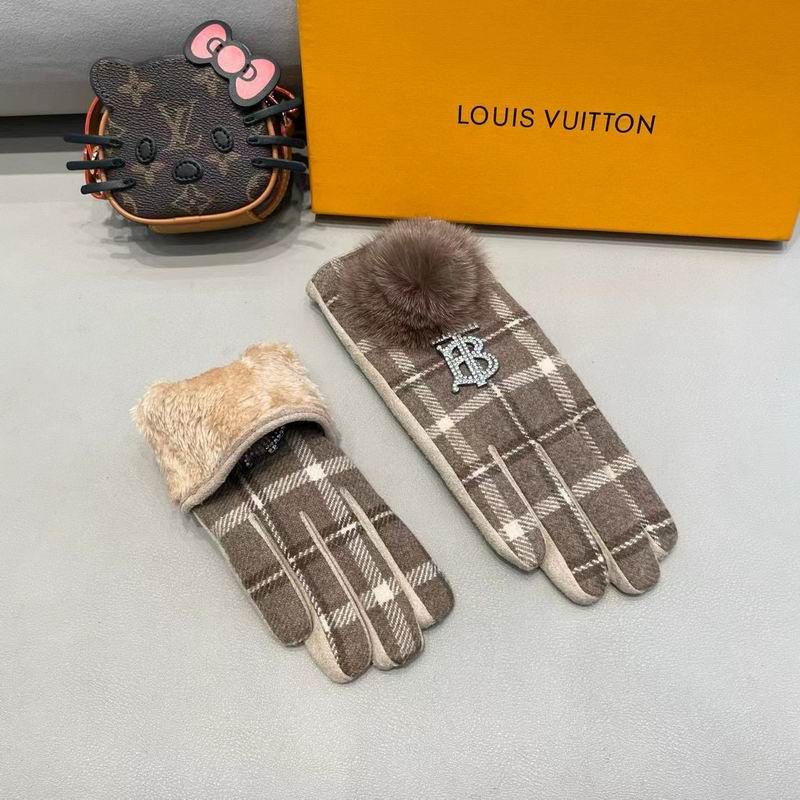 Burberry gloves 34 (16)