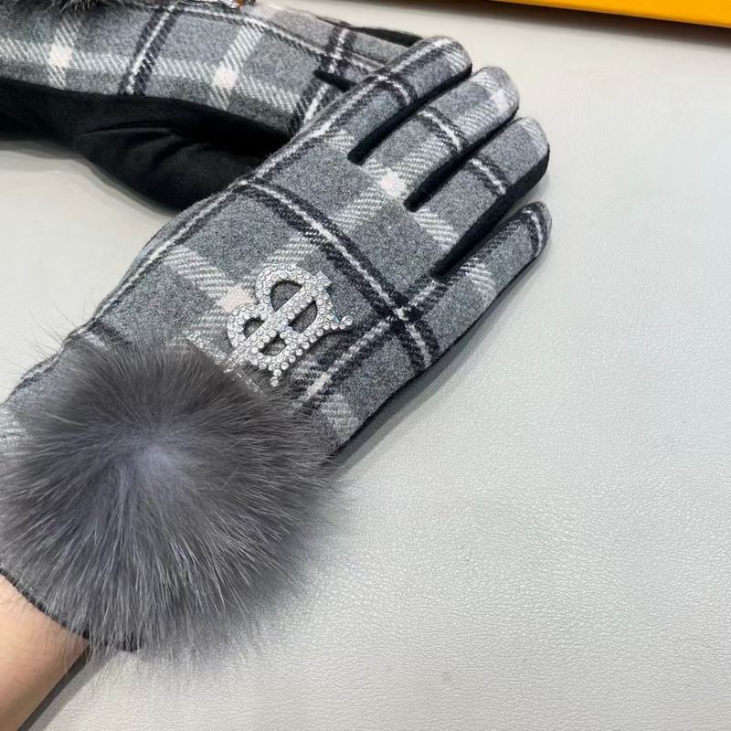Burberry gloves 34 (3)