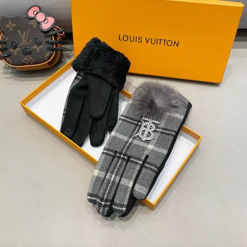 Burberry gloves 34 (7)