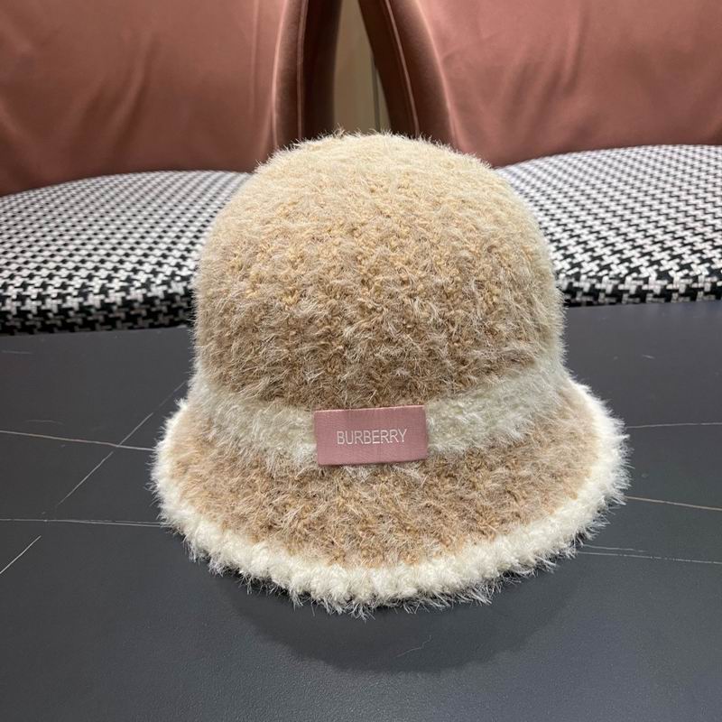 Burberry hat (1383)