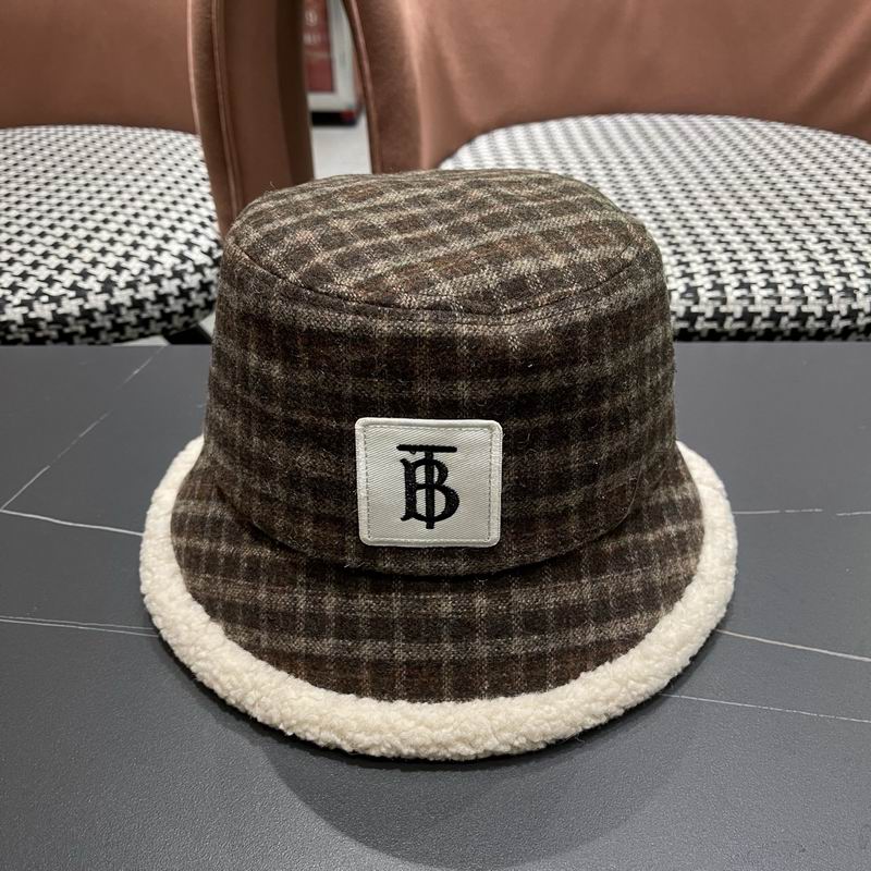 Burberry hat (788)