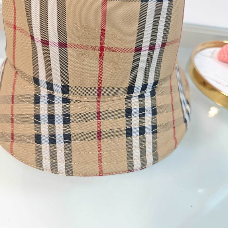 Burberry hat dx (12)