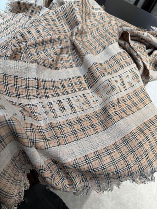 Burberry scarf 130X130cm E09 (1)