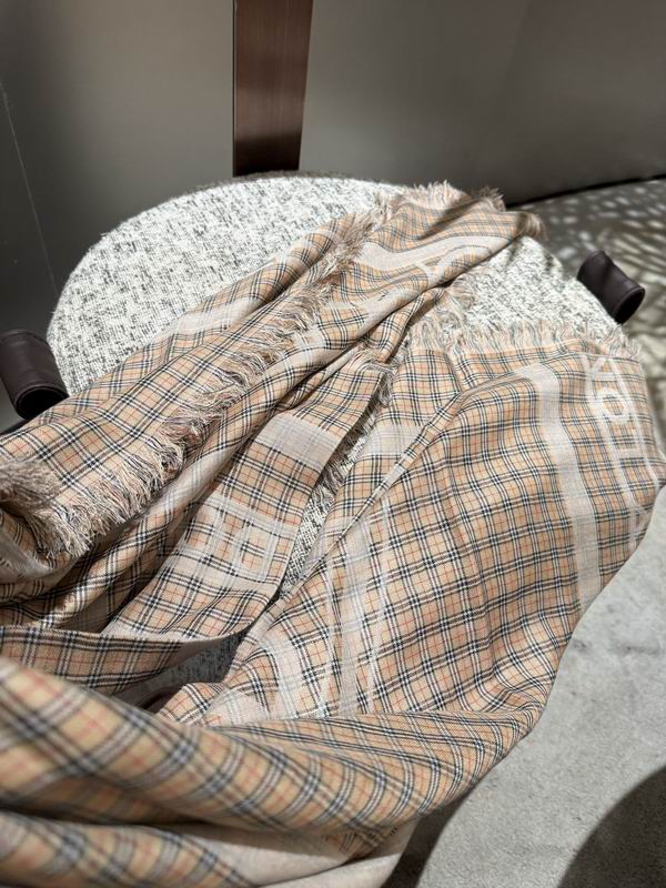 Burberry scarf 130X130cm E09 (3)