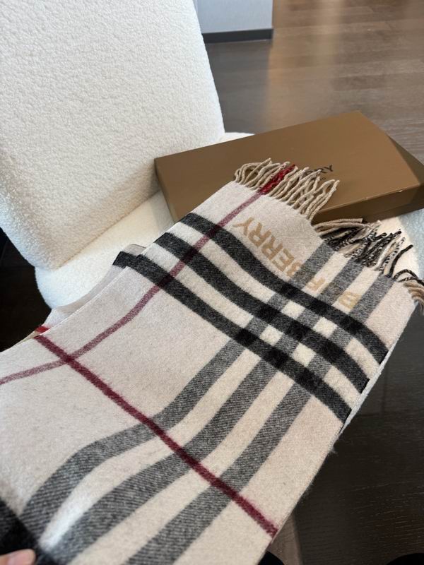 Burberry scarf 168X30cm E42 (13)