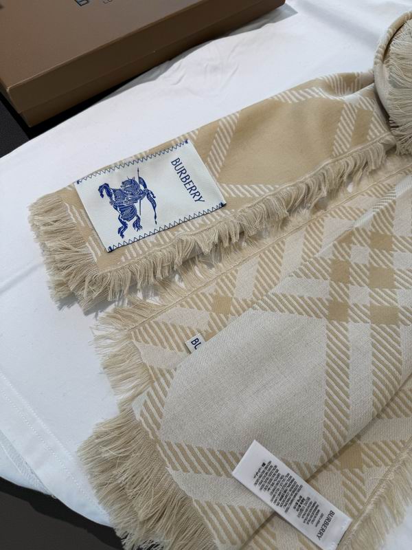 Burberry scarf 200X65cm 70%羊毛30%真丝 E37 (2)