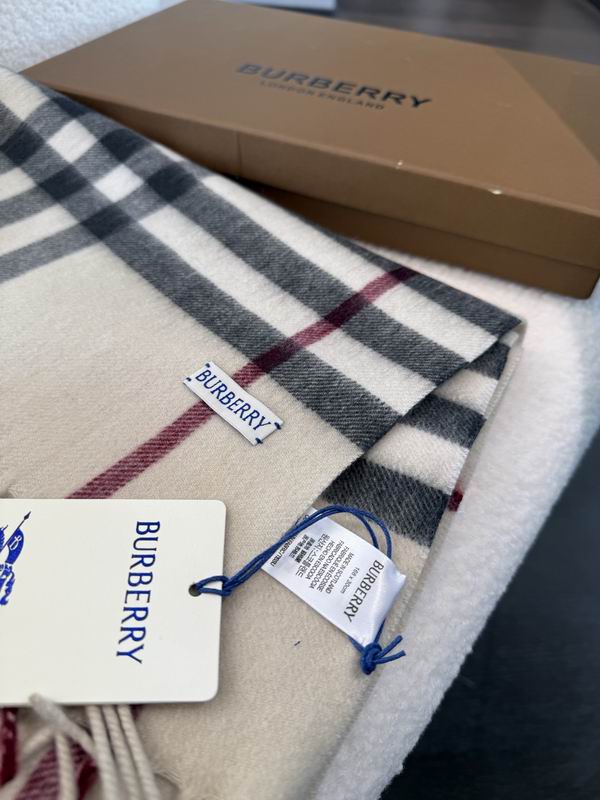 Burberry scarf 30X180cm E13 (42)