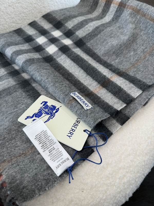 Burberry scarf 30X180cm E13 (70)